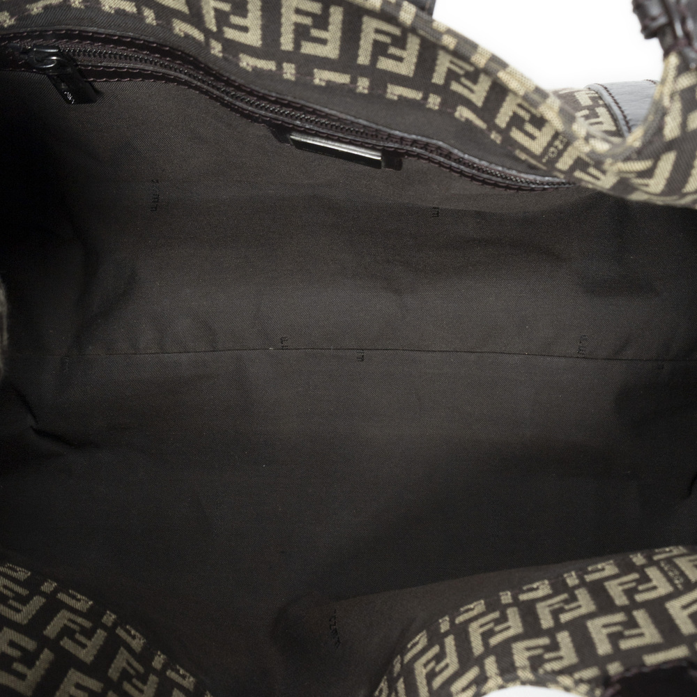Fendi Horizontal Tote - Picture 9 of 10